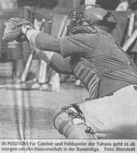 IN POSITION: Für Catcher und Feldspieler der Yahoos geht es ab morgen um den Klassenerhalt in der Bundesliga. Foto: Bierstedt