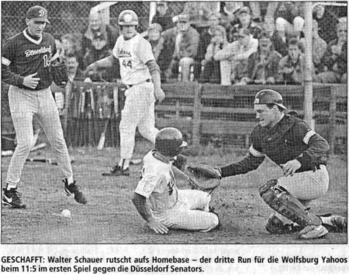 GESCHAFFT: Walter Schauer rutscht aufs Homebase - der dritte Run für die Wolfsburg Yahoos beim 11:5 im ersten Spiel gegen die Düsseldorf Senators.